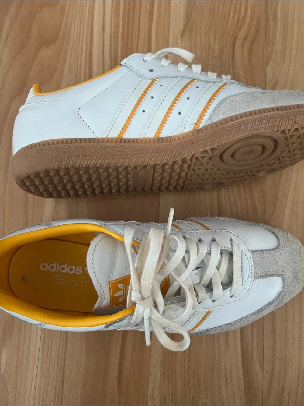 Adidas Sambas OG J White & yellow Leather Sneakers with Gum Sole size 5